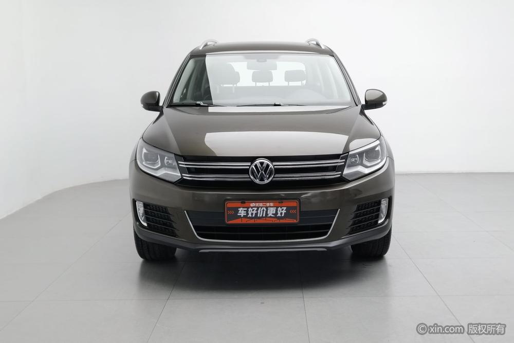 Volkswagen Tiguan 2015 1.8 TSI Automatic AWD Luxury – фото 2