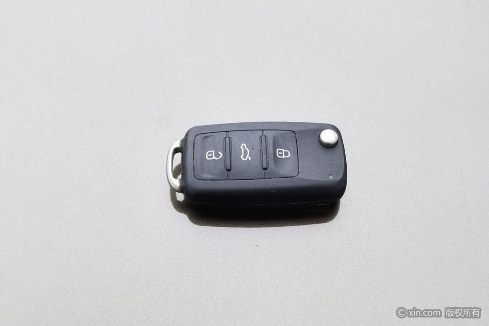 Volkswagen Tiguan 2015 1.8 TSI Automatic AWD Luxury – фото 6