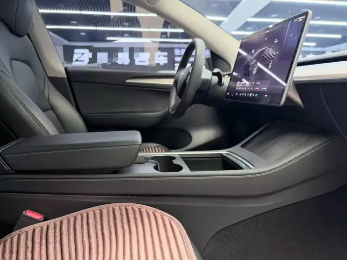 Model Y 2022 Model Facelift Rear-wheel drive version – фото 8
