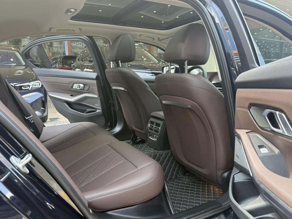 BMW 3 Series 2023 325Li M Sport Night Black Package – фото 14