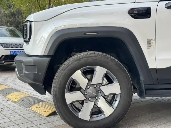 BAIC BJ40 Extended Range 2025 Model Advanced version – фото 8