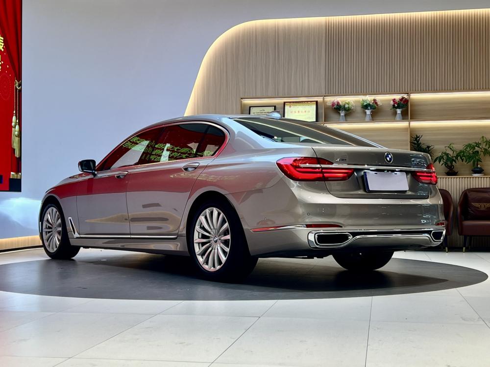 BMW 7 Series 2017 модификация 740Li xDrive Luxury – фото 5