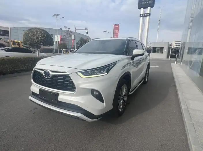 Toyota Highlander 2022 Model Hybrid 2.5L 4WD Premium Edition 7 seat – фото 8