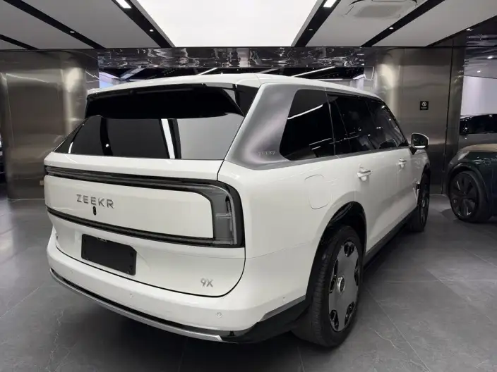 ZEEKR 9X 2025 Model Hyper Edition 70kWh VI seat – фото 5