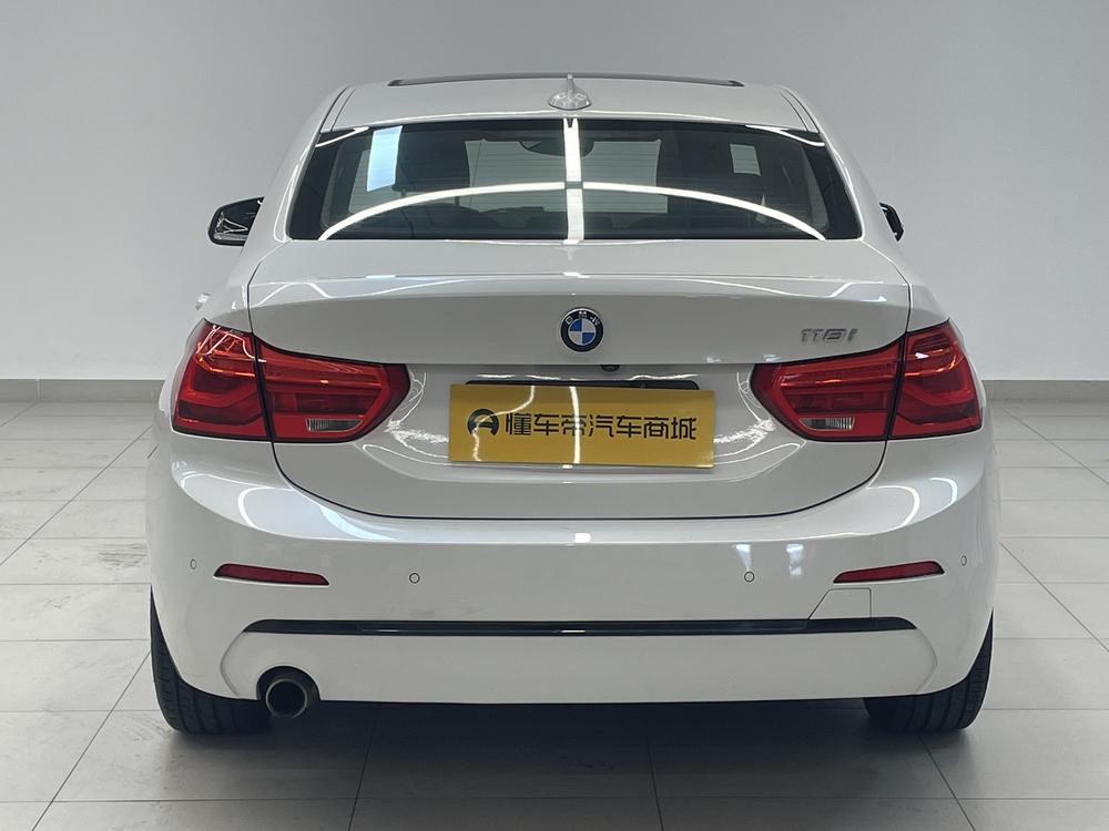 BMW 1 Series Модель 2018 года комплектация 118i Спорт тип – фото 6
