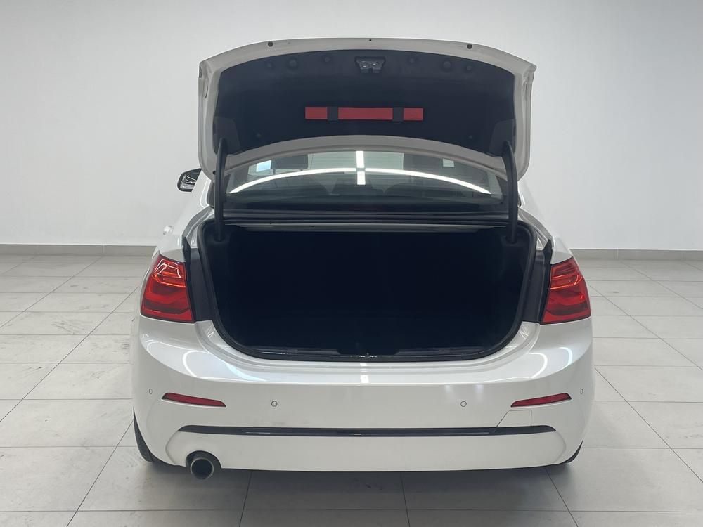 BMW 1 Series Модель 2018 года комплектация 118i Спорт тип – фото 20