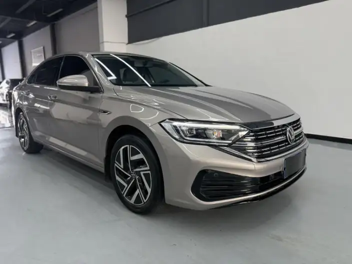Volkswagen Sagitar 2023 Model 280TSI DSG Beyond Edition Lite – фото 3