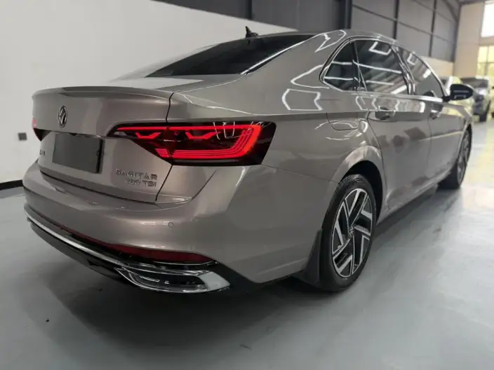 Volkswagen Sagitar 2023 Model 280TSI DSG Beyond Edition Lite – фото 6