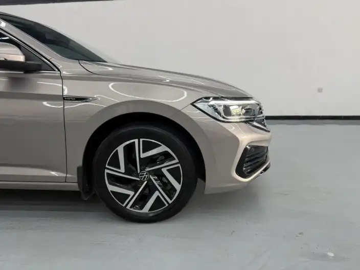 Volkswagen Sagitar 2023 Model 280TSI DSG Beyond Edition Lite – фото 10
