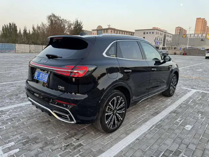 Hongqi HS5 2023 Model 2.0T 4WD Flag Ling Pro Edition – фото 6