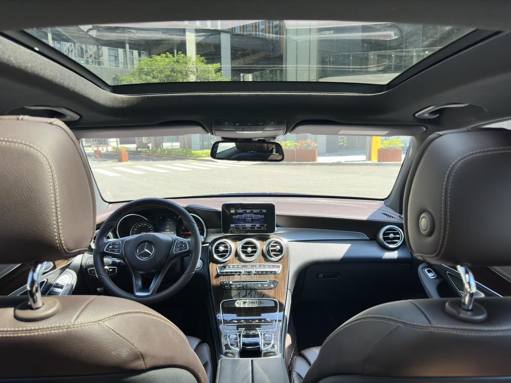 Mercedes-Benz GLC 2017 GLC 260 4MATIC Luxury – фото 18