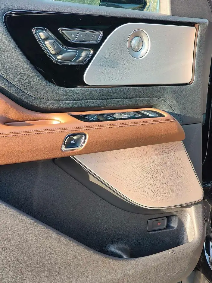 Aviator 2022 Model 3.0T V6 4WD Executive Edition – фото 9