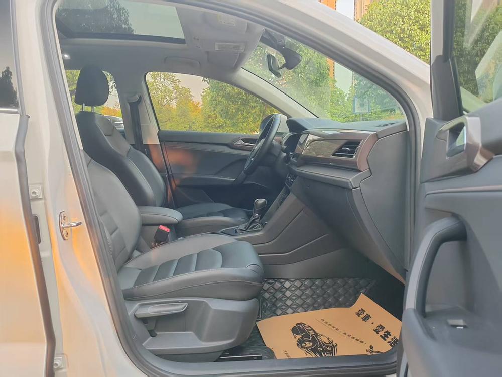 Volkswagen Tharu 2022 330TSI 4WD Luxury – фото 13