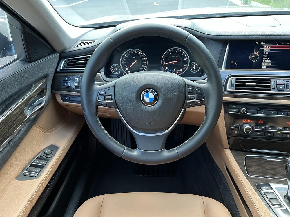 BMW 7 Series 2014 модификация 730Li Premium Enjoy – фото 12