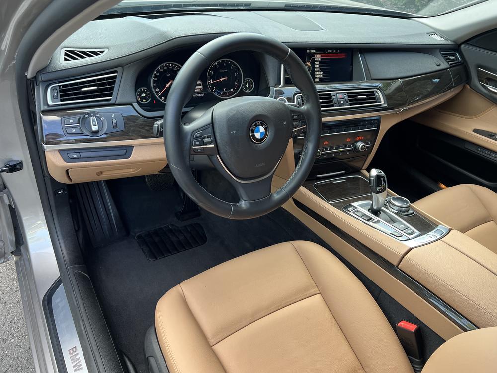 BMW 7 Series 2014 модификация 730Li Premium Enjoy – фото 14