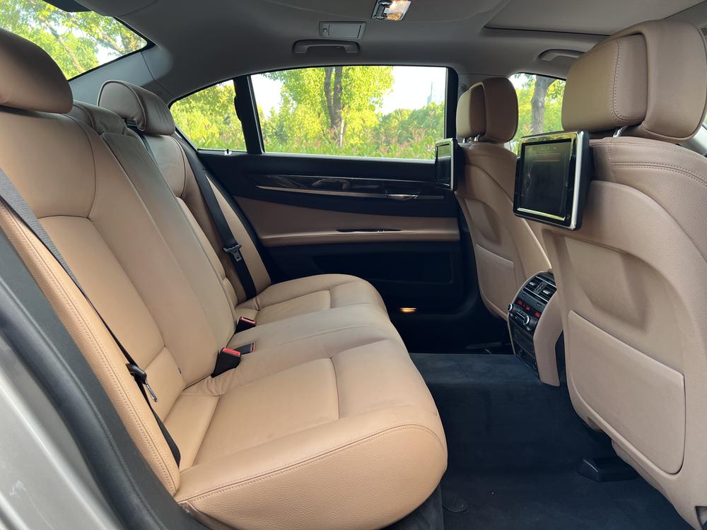 BMW 7 Series 2014 модификация 730Li Premium Enjoy – фото 20