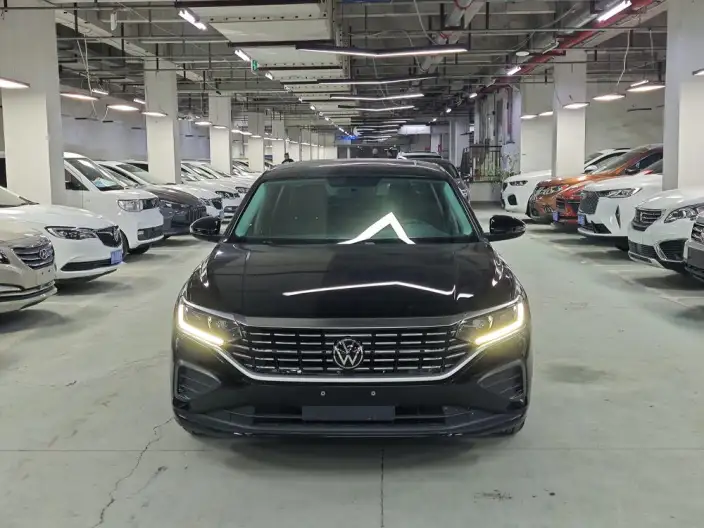 Volkswagen Passat 2023 Model Facelift 280TSI Business Edition – фото 2