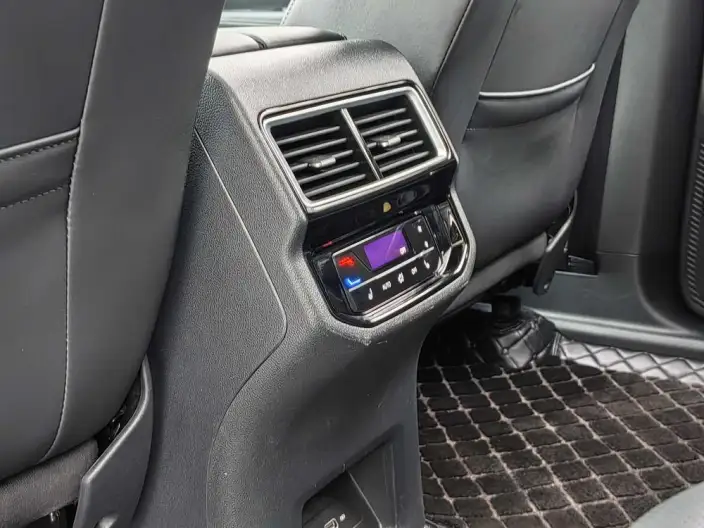 Volkswagen Teramont 2023 Model 530 V6 4WD Respect Deluxe Edition – фото 10
