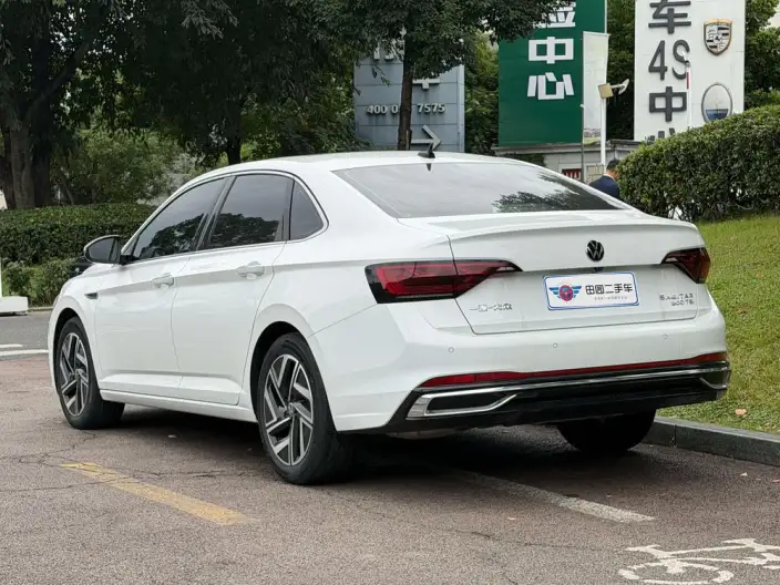 Volkswagen Sagitar 2023 Model 300TSI DSG Beyond Edition – фото 4