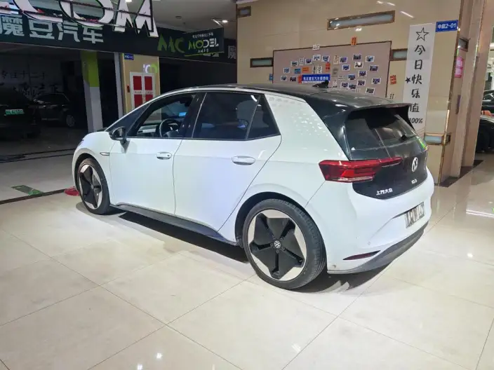 Volkswagen ID.3 2023 Model Pure Smart Edition – фото 4