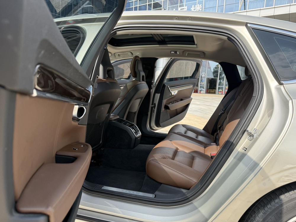 Volvo S90 2018 T4 Intelligent Far – фото 10