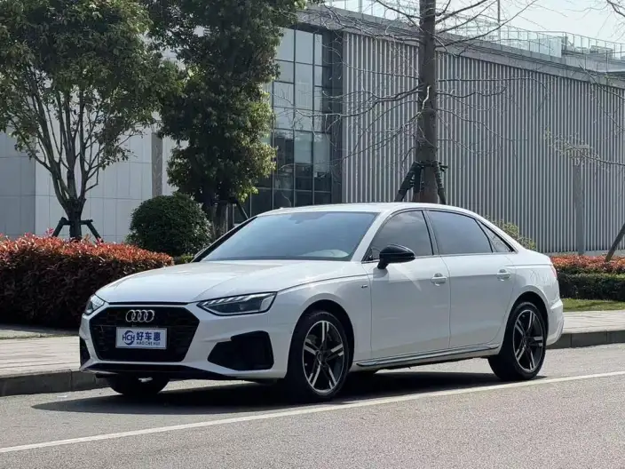 Audi A4 L 2022 Model 40 TFSI Luxury Dynamic Model – фото 1