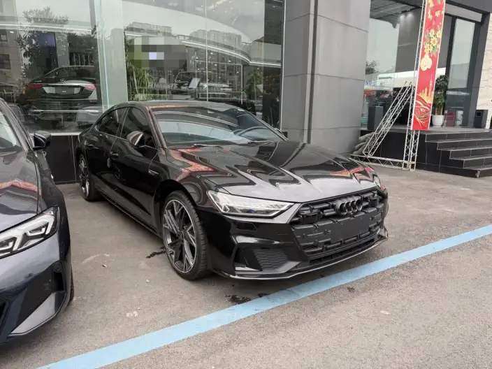 Audi A7 L 2023 Model 45 TFSI quattro S-line Black Samurai Edition – фото 3