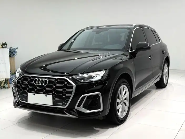 Audi Q5L 2022 Model Facelift 40T Luxury Dynamic Model – фото 1
