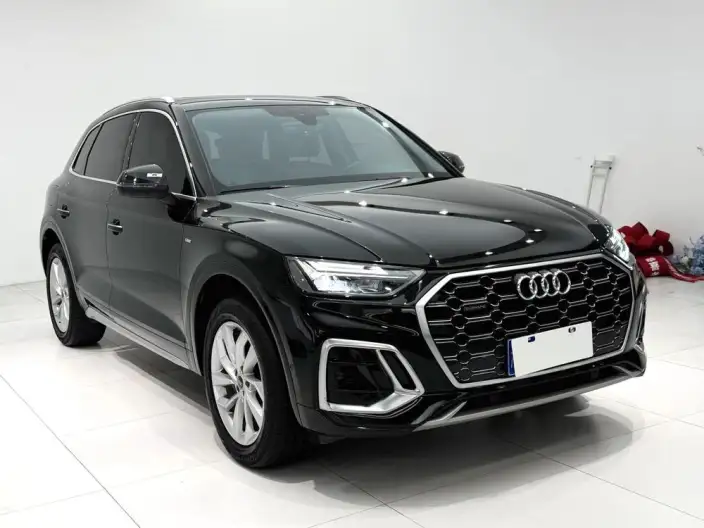 Audi Q5L 2022 Model Facelift 40T Luxury Dynamic Model – фото 3
