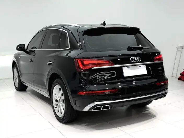 Audi Q5L 2022 Model Facelift 40T Luxury Dynamic Model – фото 4