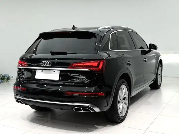 Audi Q5L 2022 Model Facelift 40T Luxury Dynamic Model – фото 6