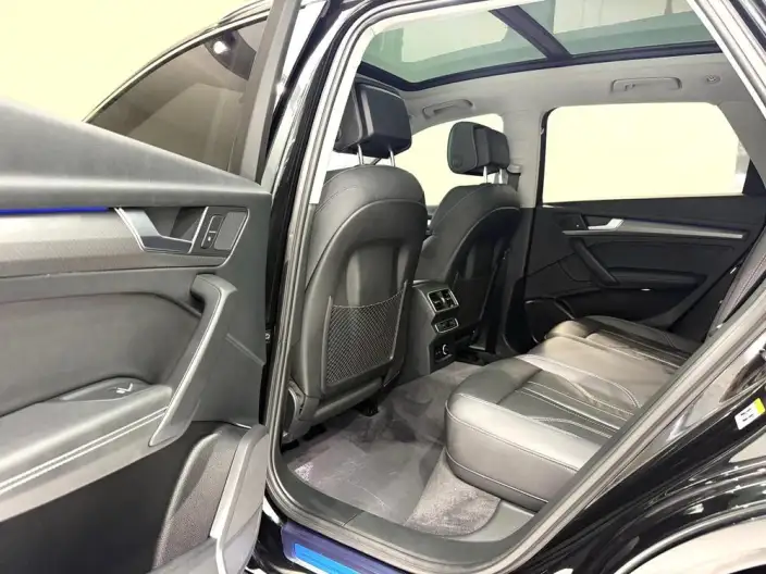 Audi Q5L 2022 Model Facelift 40T Luxury Dynamic Model – фото 8
