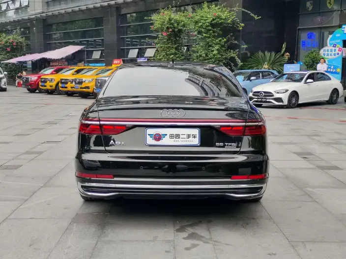 Audi A8 2023 Model A8L 55 TFSI quattro Flagship Model – фото 5