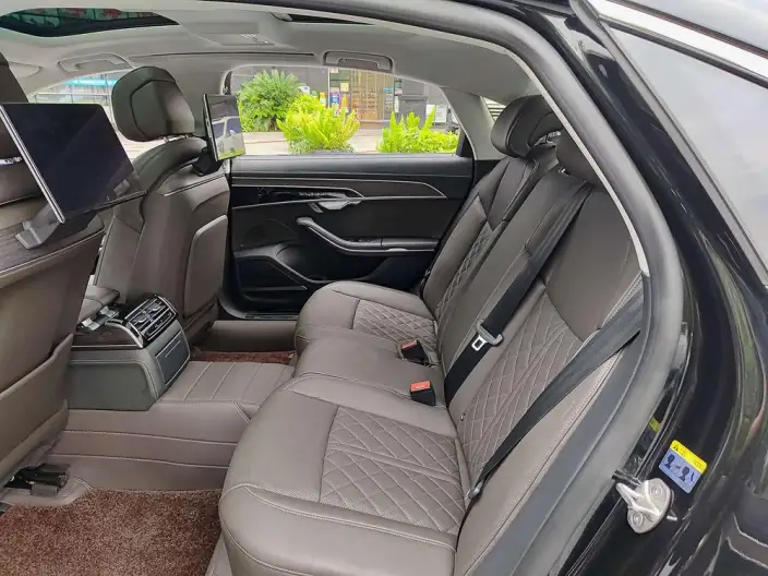 Audi A8 2023 Model A8L 55 TFSI quattro Flagship Model – фото 10