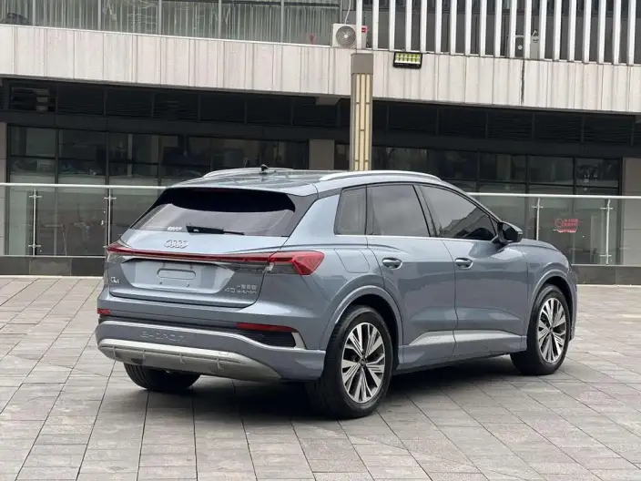 Audi Q4 e-tron 2023 Model 40 e-tron Chuangxing Edition – фото 7