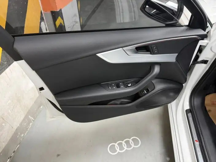 Audi A4 L 2022 Model 40 TFSI Fashion Dynamic Model – фото 8