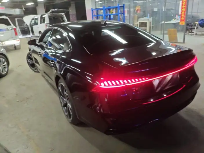 Audi A7 L 2024 Model 45 TFSI quattro Black Samurai Edition – фото 3