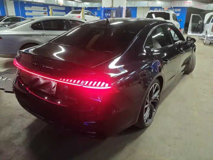 Audi A7 L 2024 Model 45 TFSI quattro Black Samurai Edition – фото 4