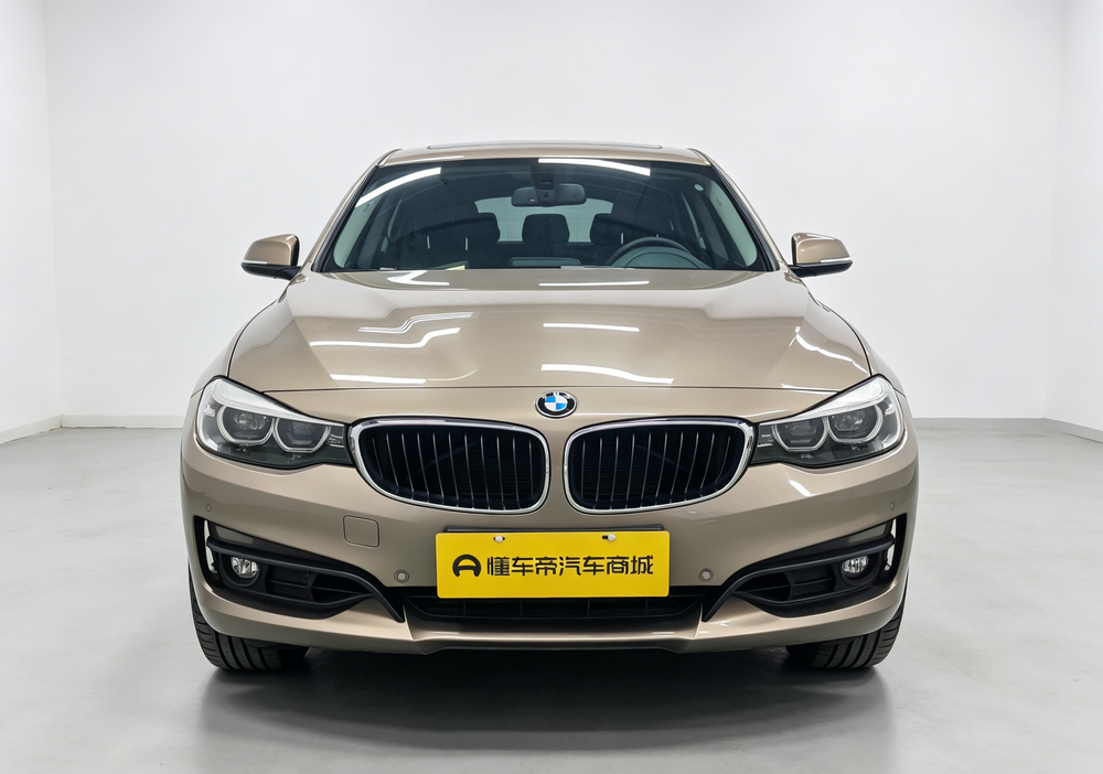 BMW 3 Series GT 2018 320i Fashion – фото 2