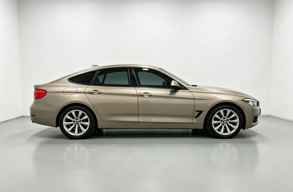 BMW 3 Series GT 2018 320i Fashion – фото 8
