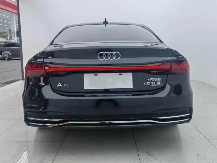 Audi A7 L 2024 Model 45 TFSI quattro Luxury Model – фото 6