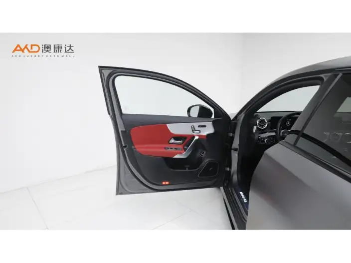Mercedes-Benz A-Class AMG 2020 Model AMG A 35 L 4MATIC – фото 9