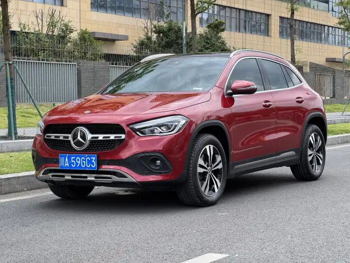 Mercedes-Benz GLA 2022 Model Facelift II GLA 200 – фото 1