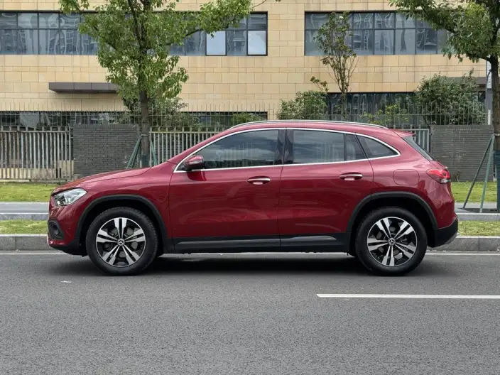 Mercedes-Benz GLA 2022 Model Facelift II GLA 200 – фото 4
