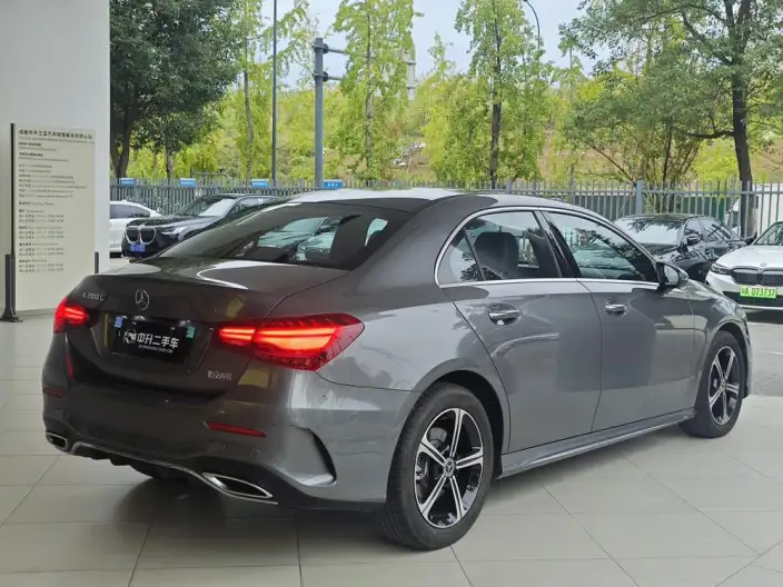 Mercedes-Benz A-class 2023 Model A 200 L Sports sedan Fashion Edition – фото 6