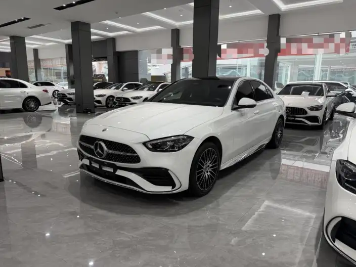 Mercedes-Benz C-Class 2024 Model C 260 L Sports Edition – фото 1