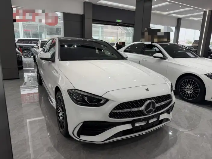 Mercedes-Benz C-Class 2024 Model C 260 L Sports Edition – фото 3