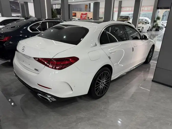 Mercedes-Benz C-Class 2024 Model C 260 L Sports Edition – фото 5