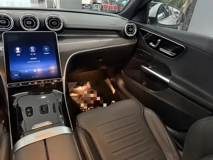Mercedes-Benz C-Class 2024 Model C 260 L Sports Edition – фото 6