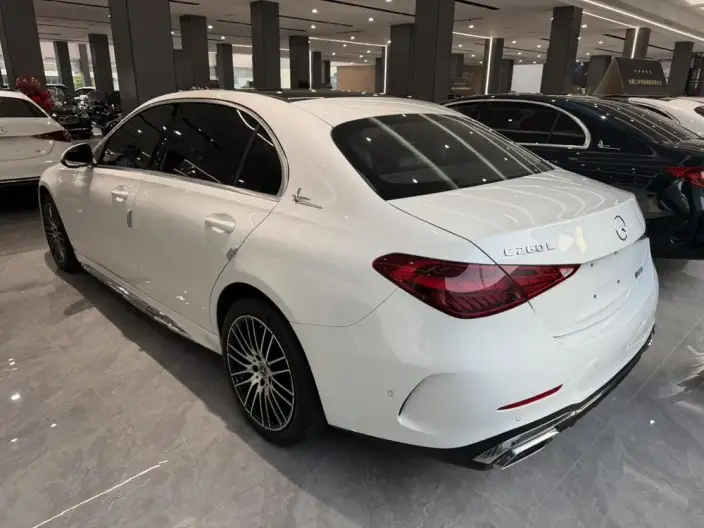 Mercedes-Benz C-Class 2024 Model C 260 L Sports Edition – фото 4